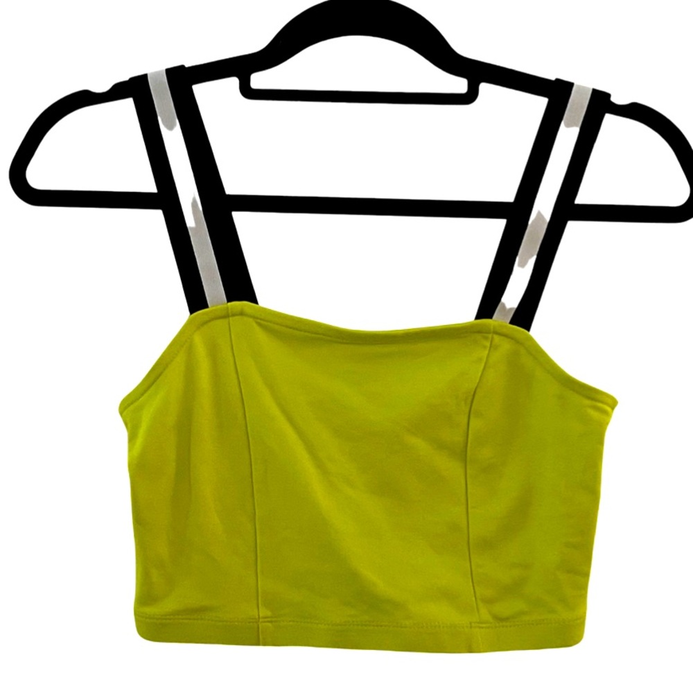 WILD FABLE cropped top with elastic straps. Item#0093